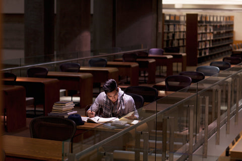 La checklist anti-panique avant un examen : la méthode PANIK